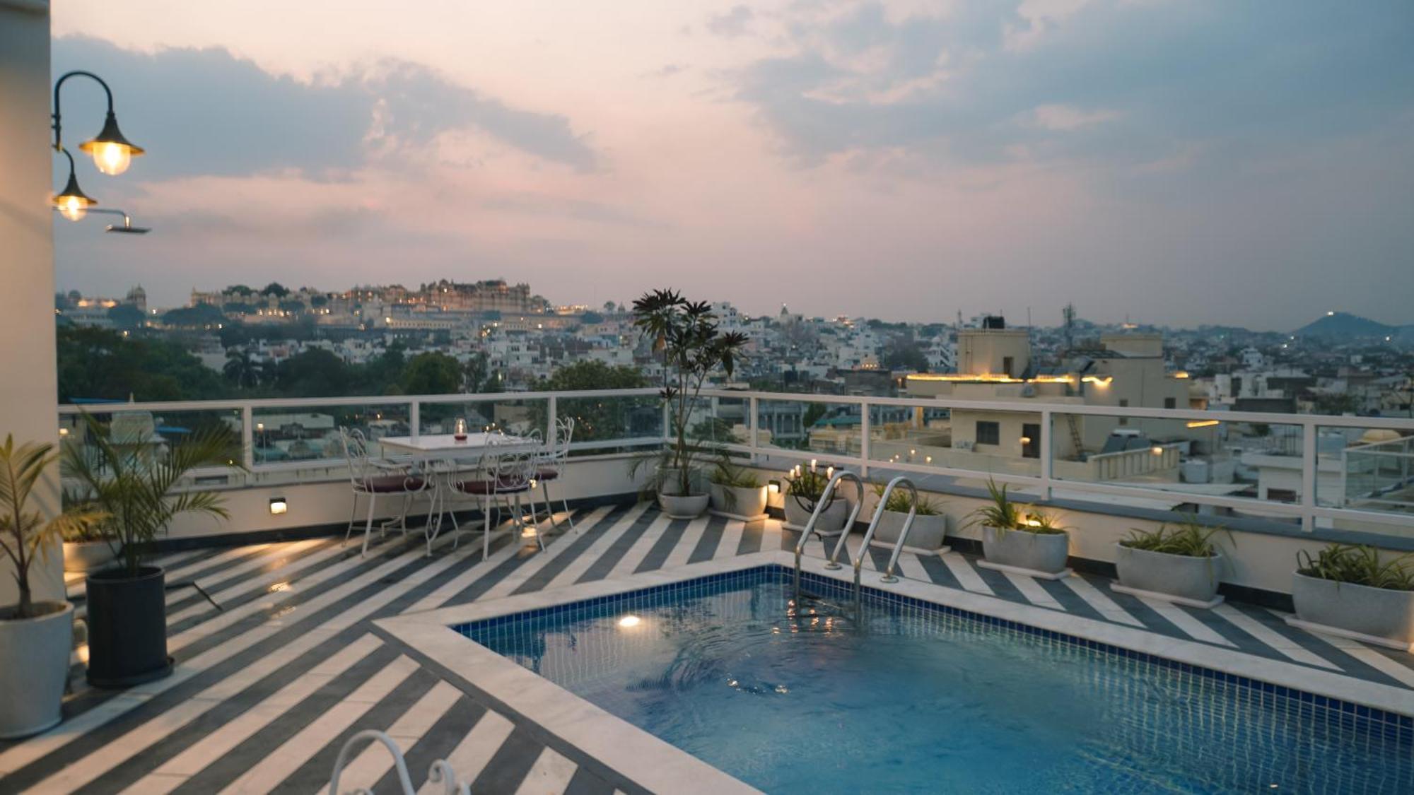 Hotel Naren Villa Udaipur Exterior foto